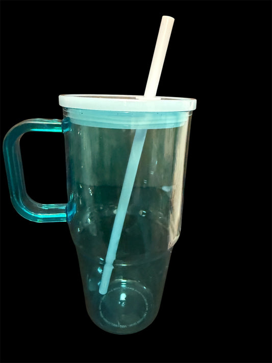 20oz. plastic cup with handle