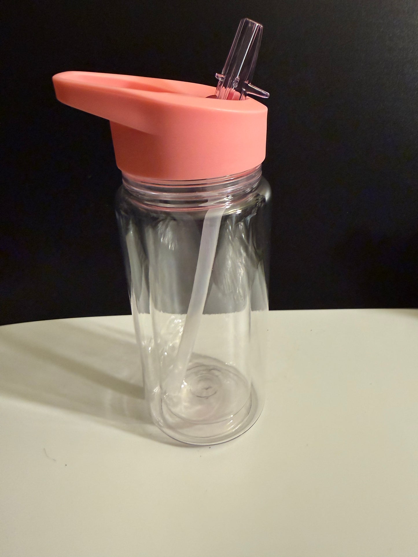 10oz. Flip straw cup